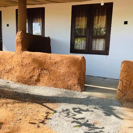 Elephant Safari Lodge Udawalawe Exterior photo