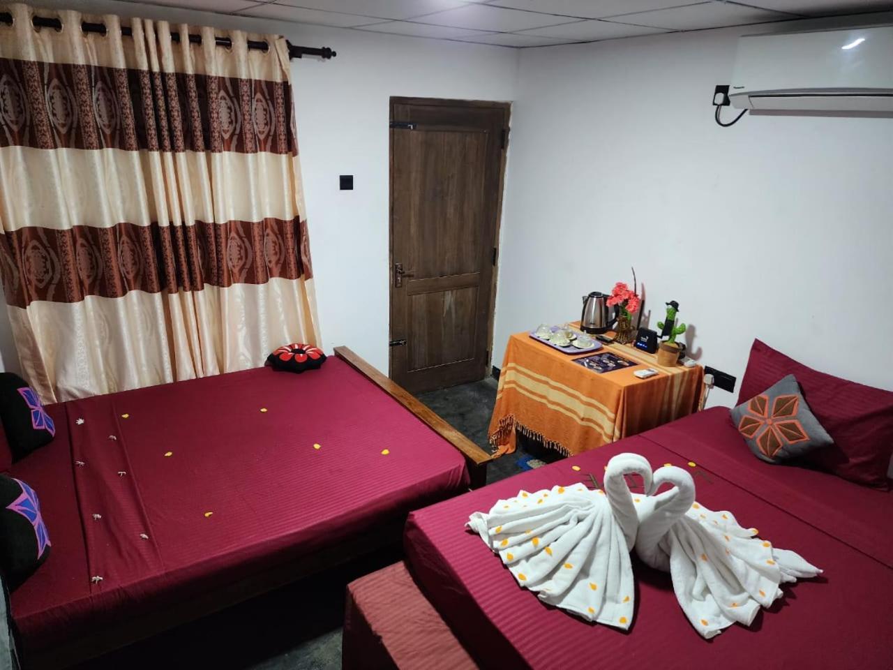 Elephant Safari Homestay Udawalawe